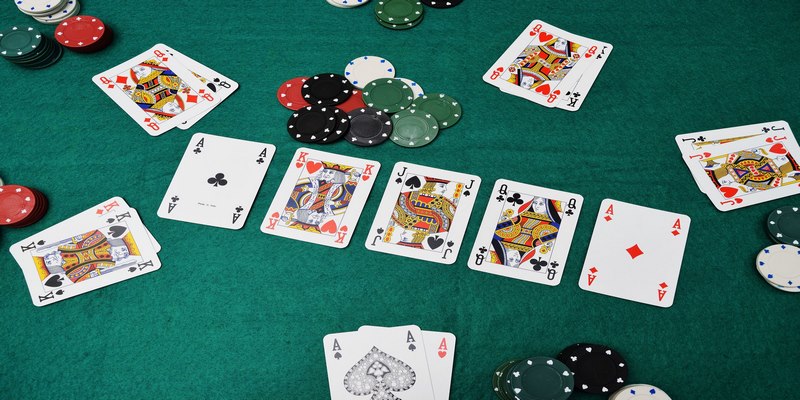 Poker Vin777 là nơi bạn có thể săn thưởng lên tới hàng trăm triệu